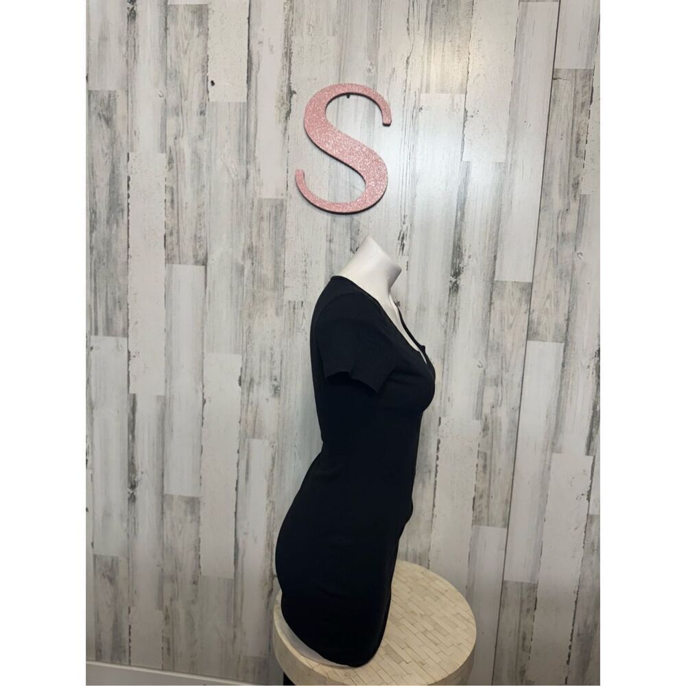 Mini black dress size small - Picture 2 of 6